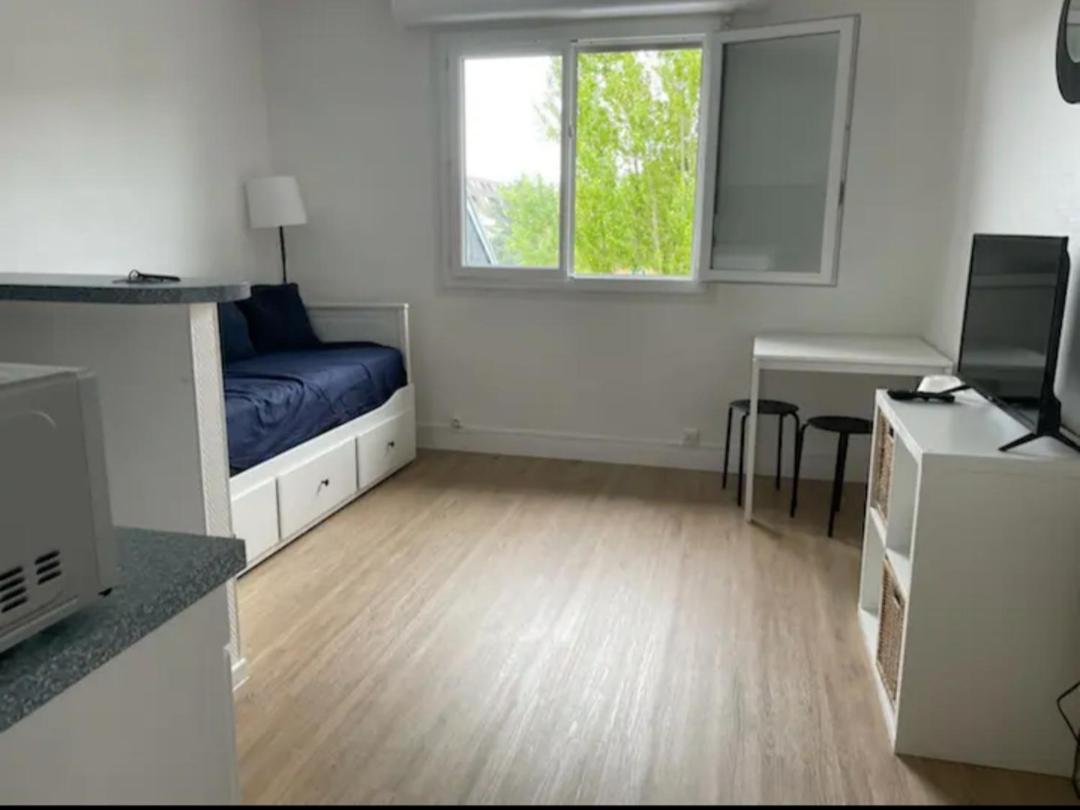 Studio Sur La Cote Fleurie A Houlgate. Appartement Buitenkant foto