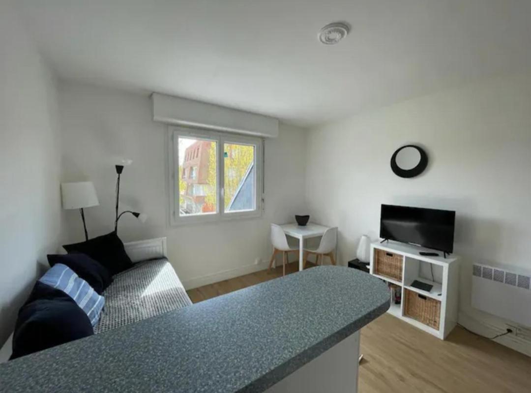 Studio Sur La Cote Fleurie A Houlgate. Appartement Buitenkant foto